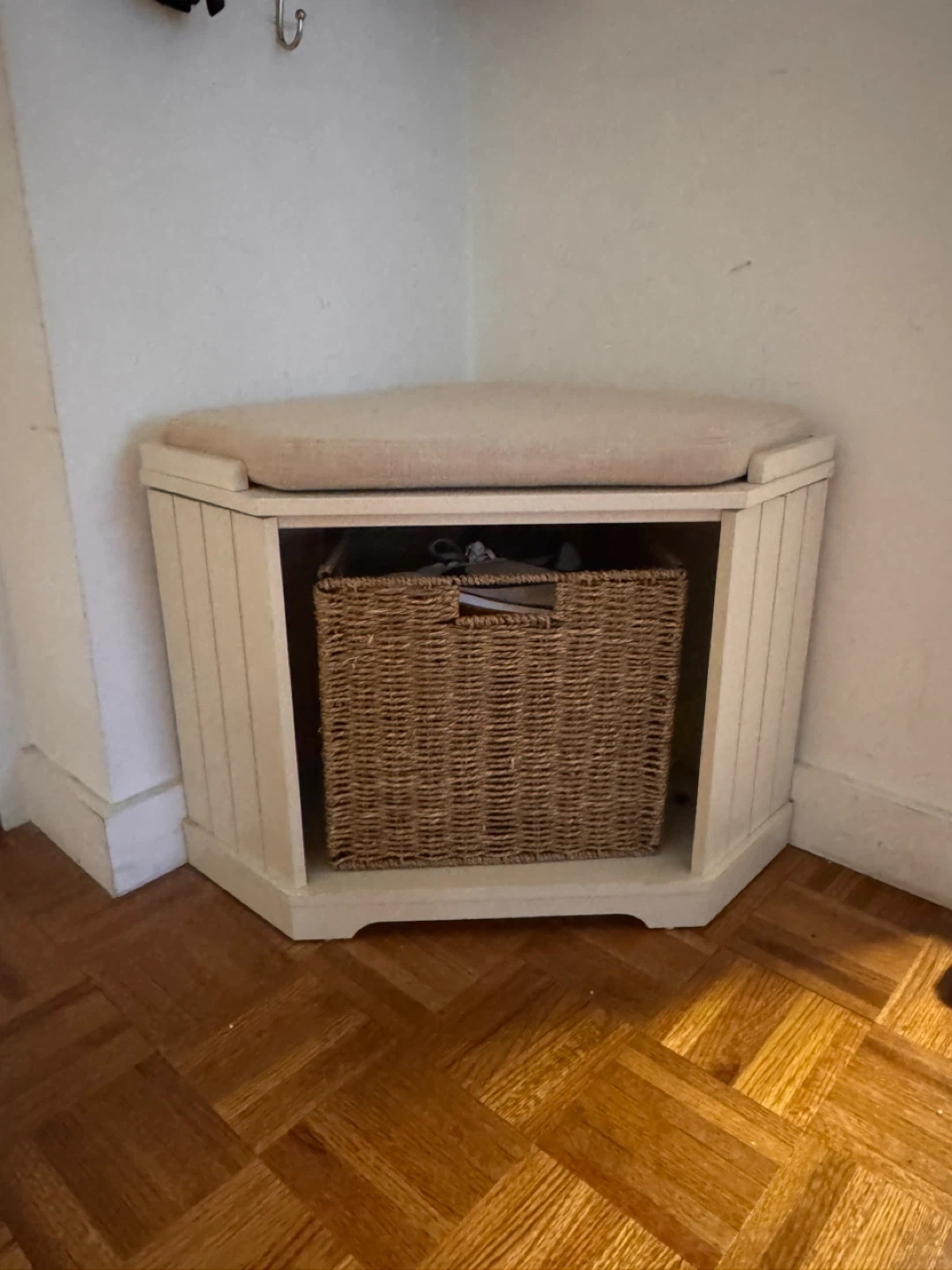 Corner Storage Bench Seat with Wicker Basket