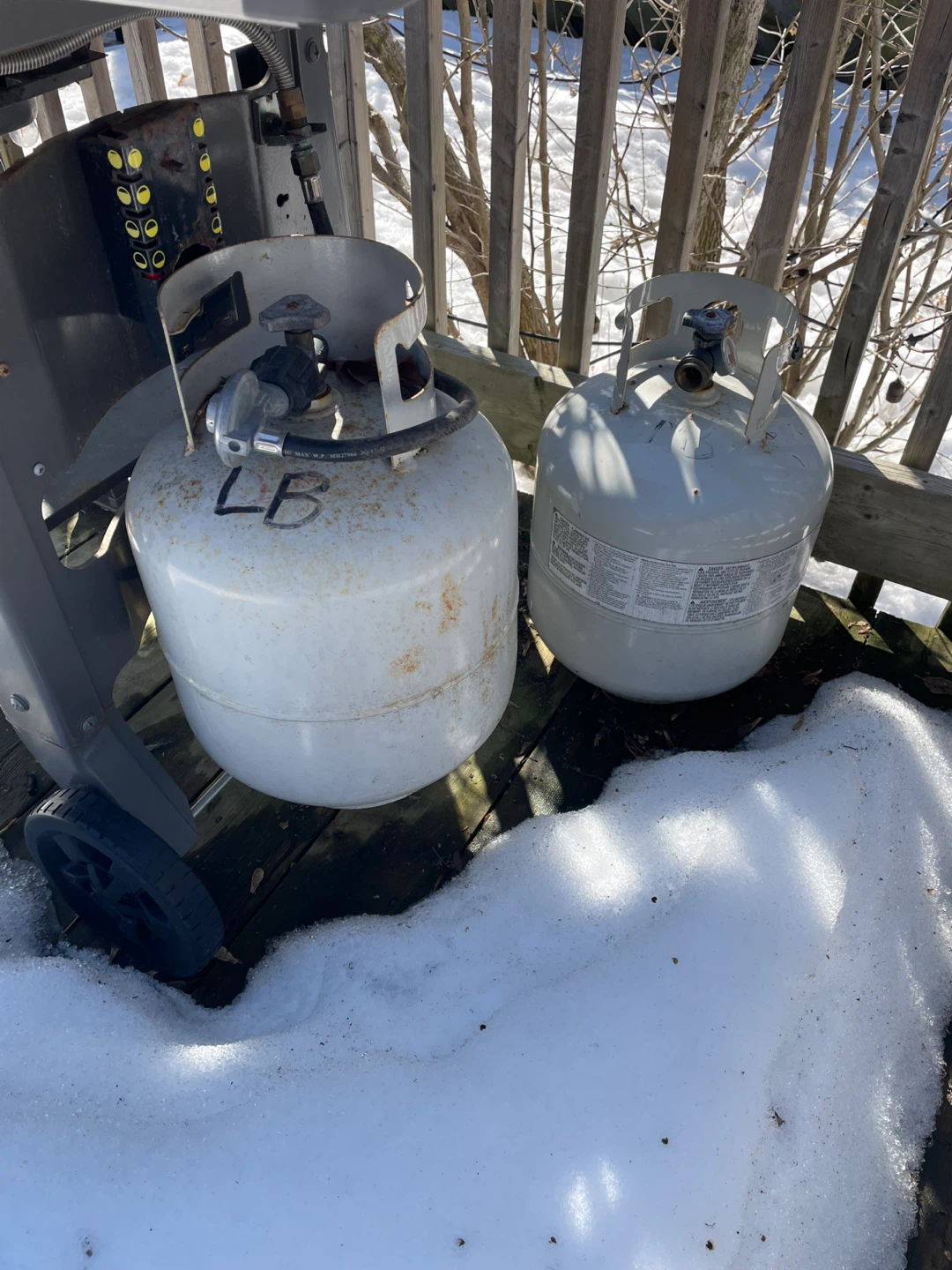 WEBER Spirit II Propane Grill With 2 Propane Tanks - photo 3