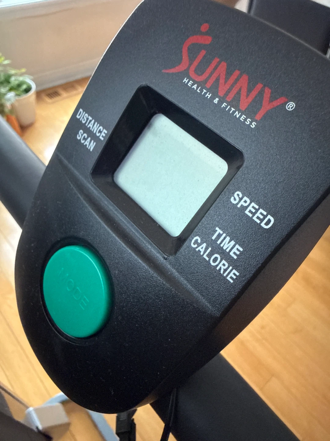 Sunny Health & Fitness walking pad - photo 2