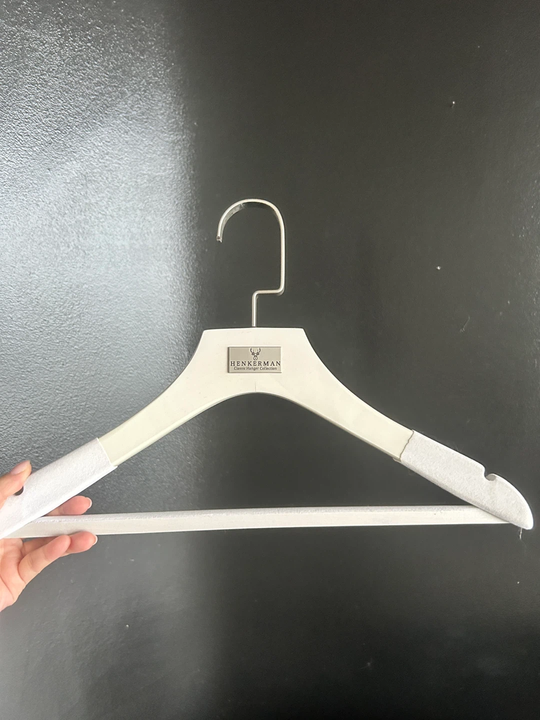 Henkerman Classic Hanger Collection - White (Set of 17) - photo 2