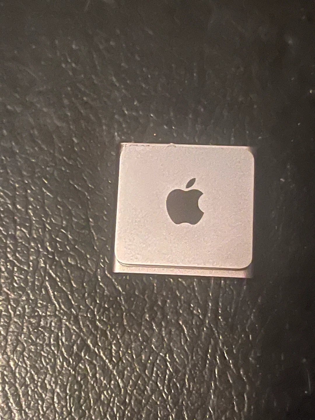 Apple iPod Shuffle - photo 3