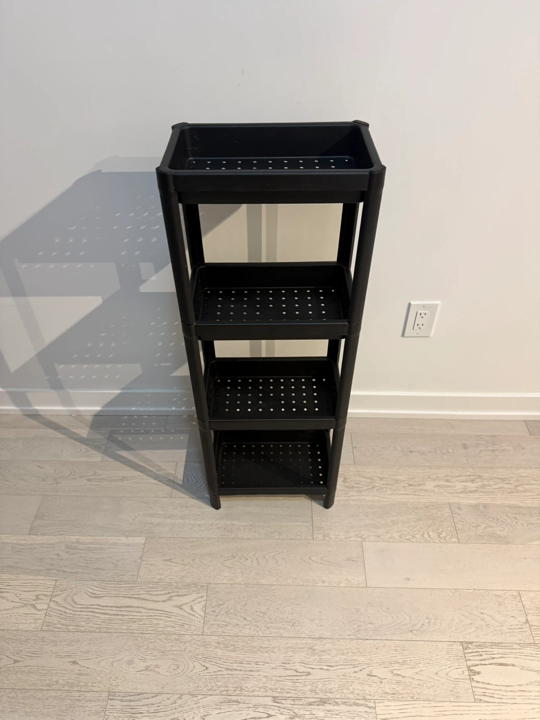 free giveaway🔥 Black 4-Tier Plastic Shelf Unit - photo 3