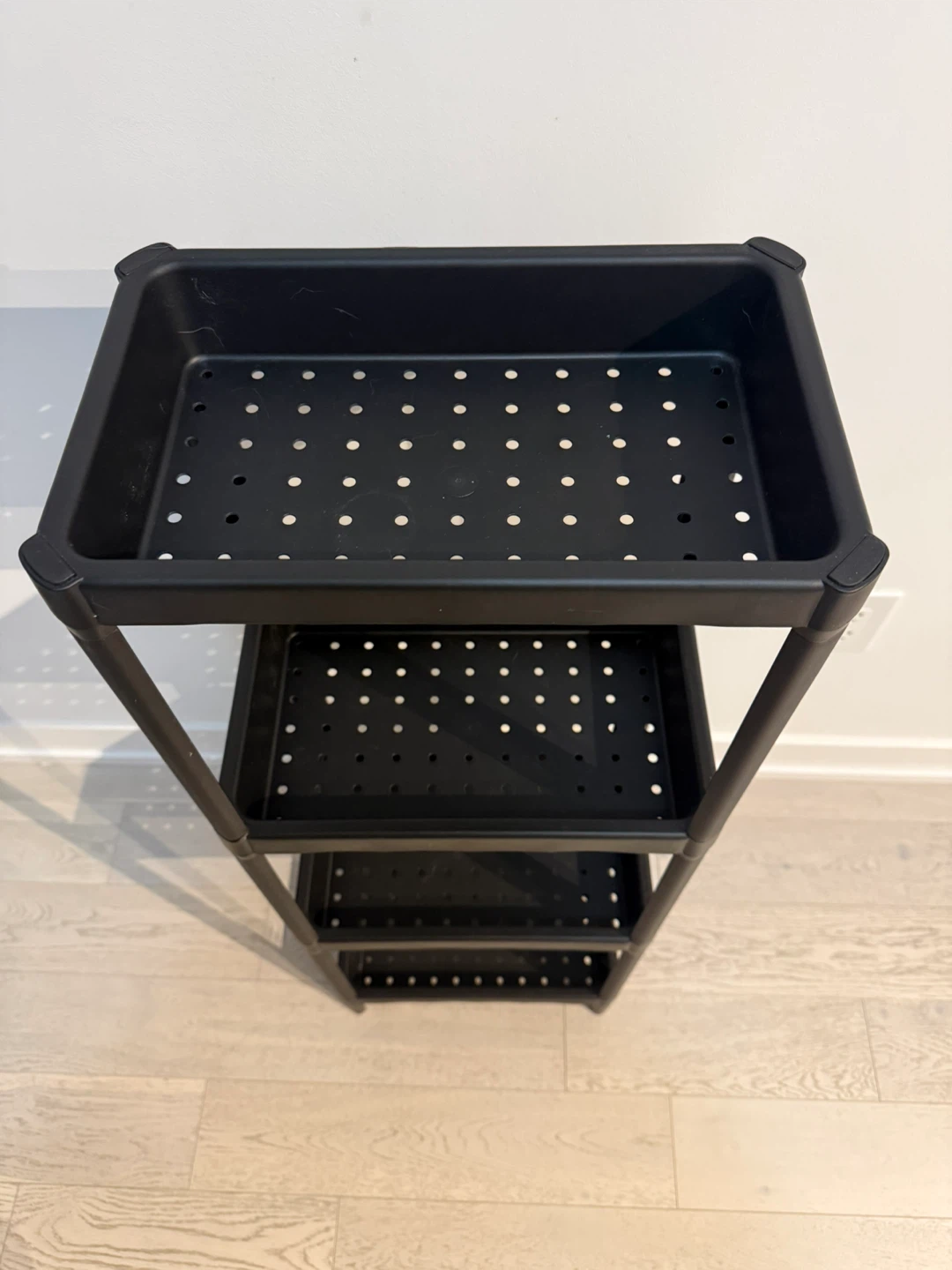 free giveaway🔥 Black 4-Tier Plastic Shelf Unit - photo 2