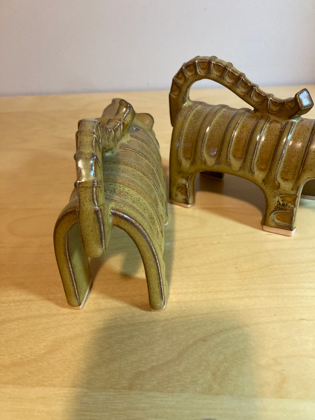 Mid century Ceramic Tiger Figurines - Set of 2 - photo 3