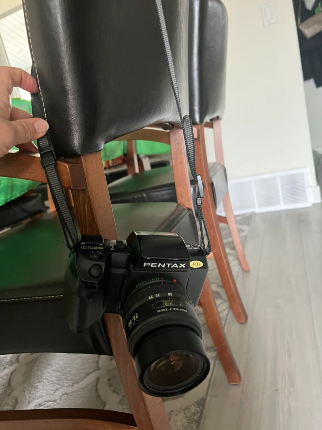 Pentax SF10 35mm Film Camera 28-80mm Lens/free delivery - photo 3