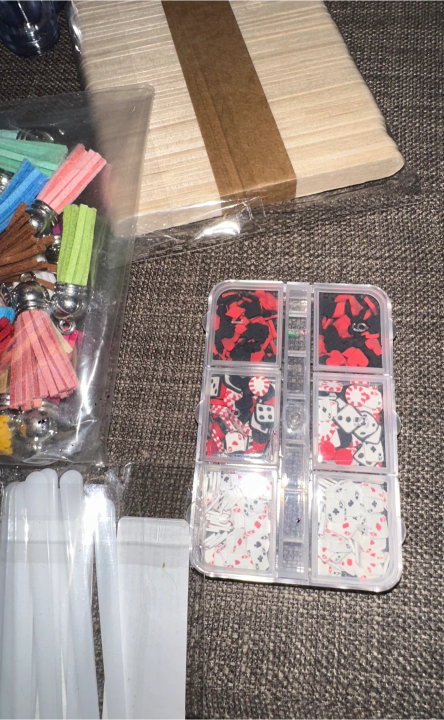 Huge lot of Resin Crafting Supplies - photo 4