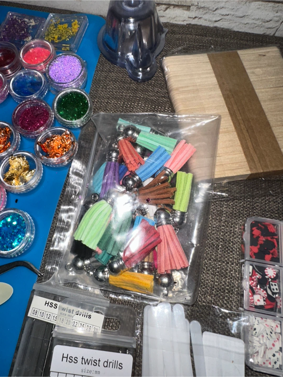 Huge lot of Resin Crafting Supplies - photo 5