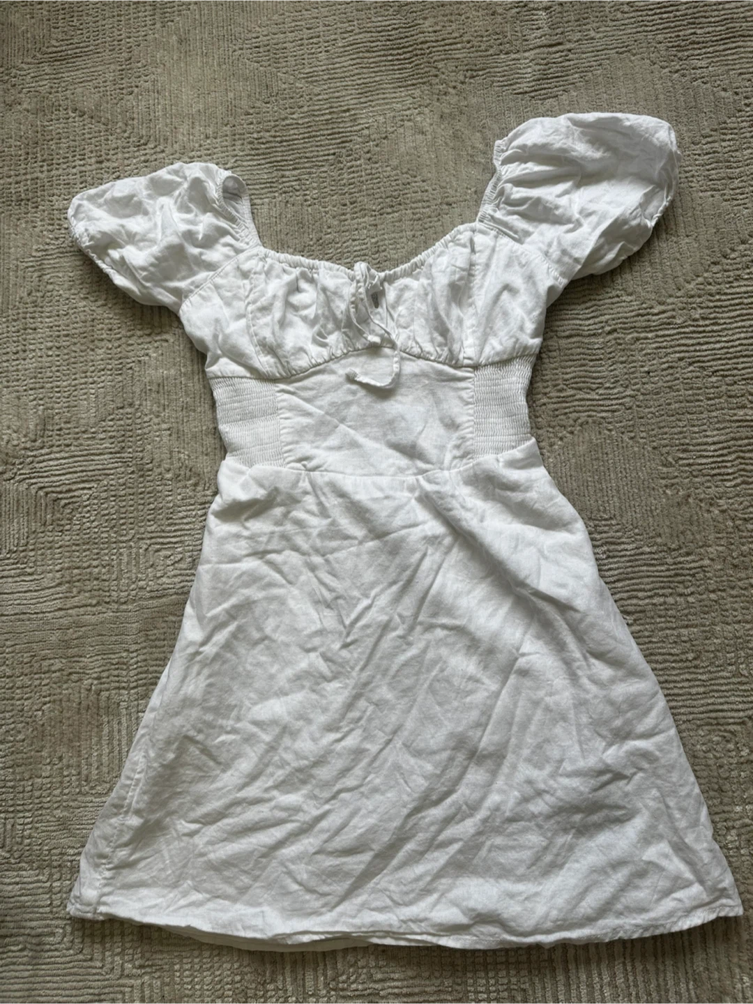 Hollister White Puff Sleeve Smocked Mini Dress - photo 2