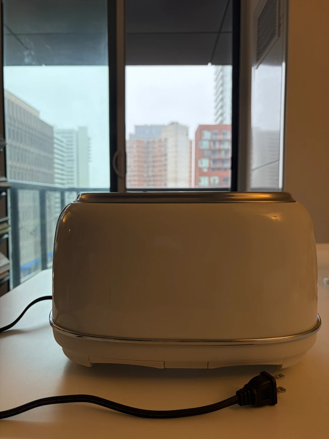 Haden White 4-Slice Toaster - photo 4
