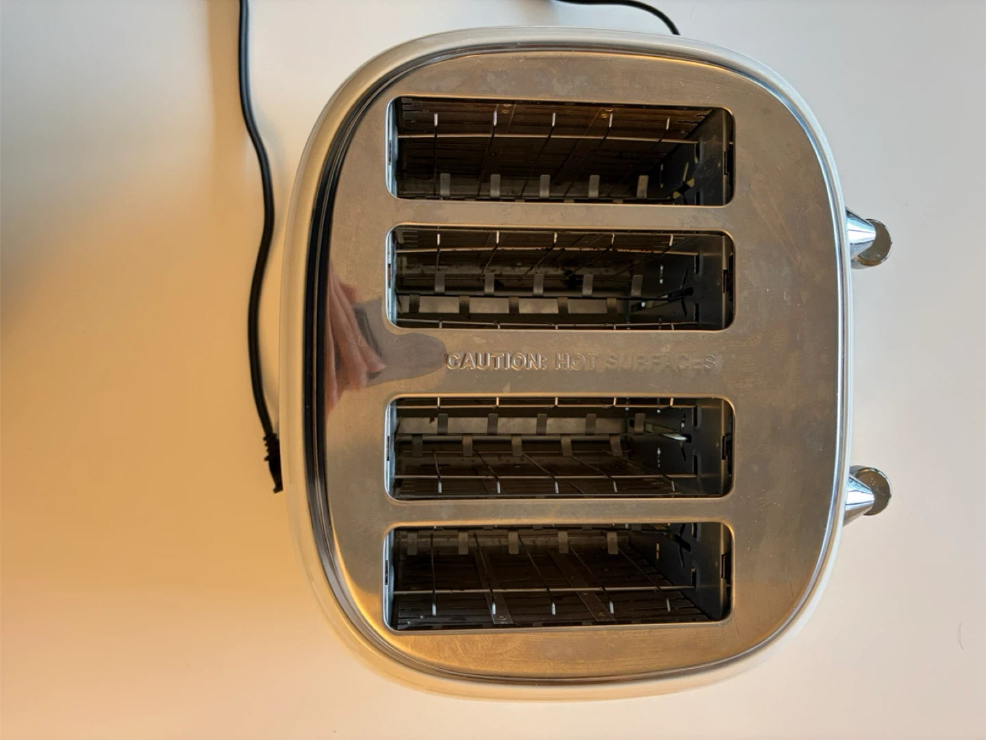 Haden White 4-Slice Toaster - photo 5