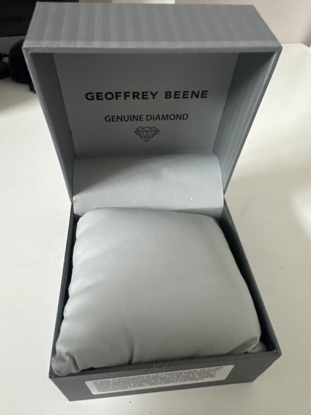 Geoffrey Beene Genuine Diamond Watch - photo 5