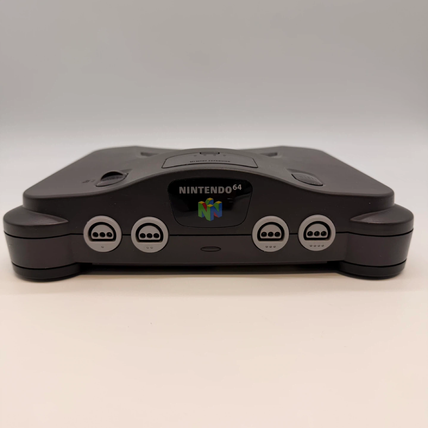 Nintendo 64 Console with Controller and Adapter - photo 2