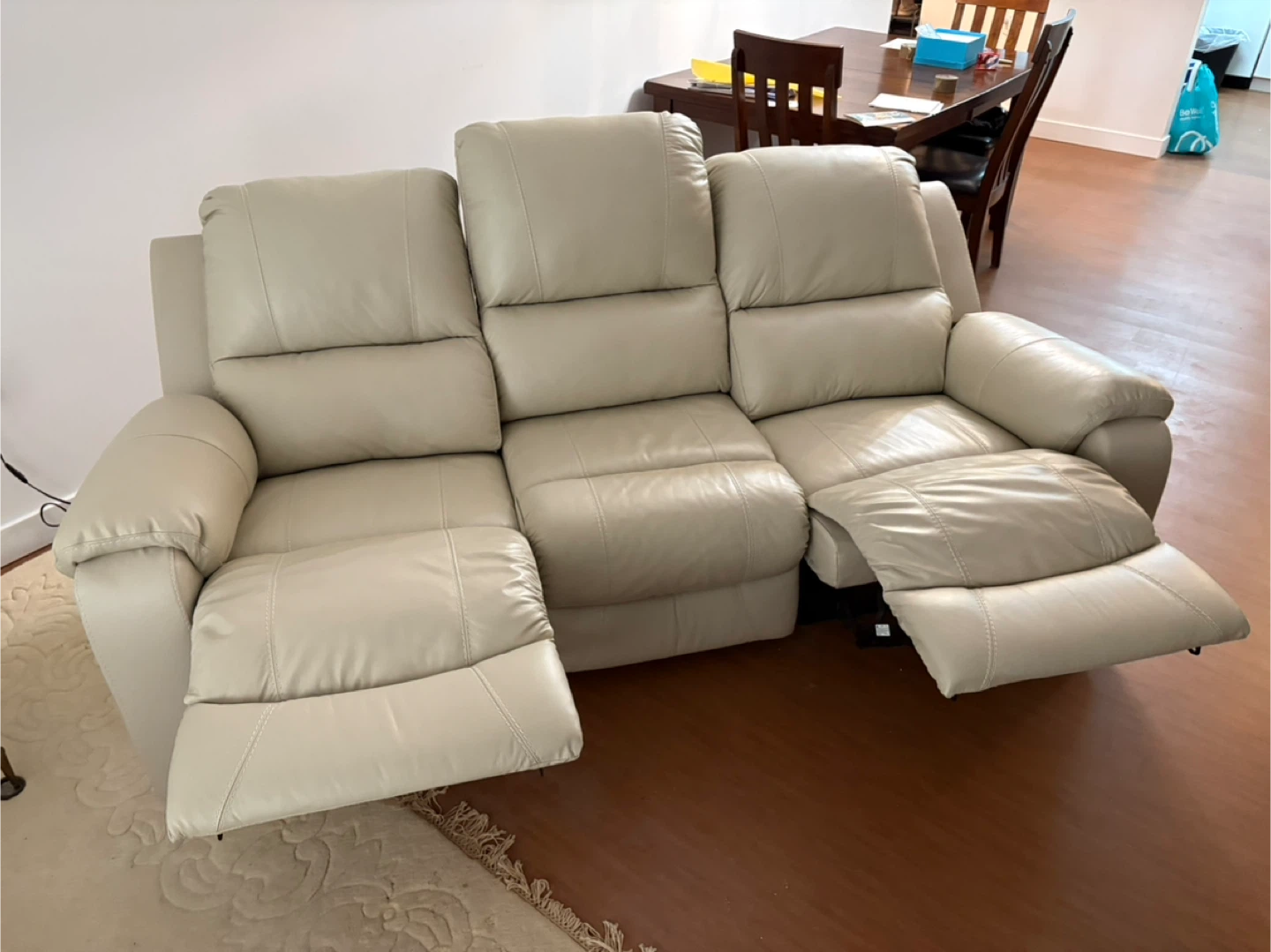 3-Seater Beige Leather Reclining Sofa - photo 2