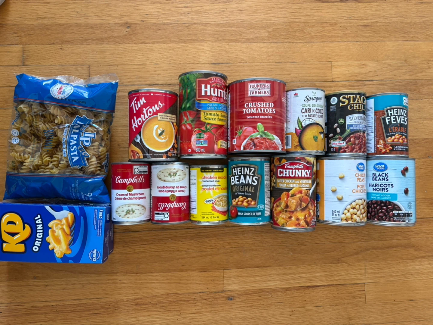 Mixed Canned Goods and Pasta Lot