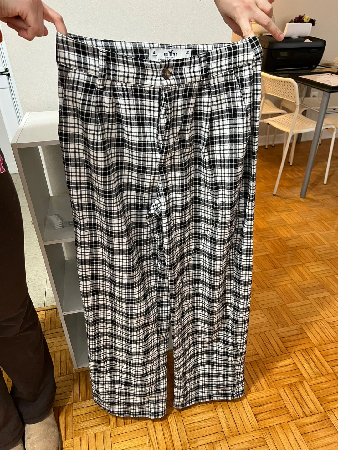 Hollister Plaid Ultra High-Rise Vintage Baggy Pants - Size 5L