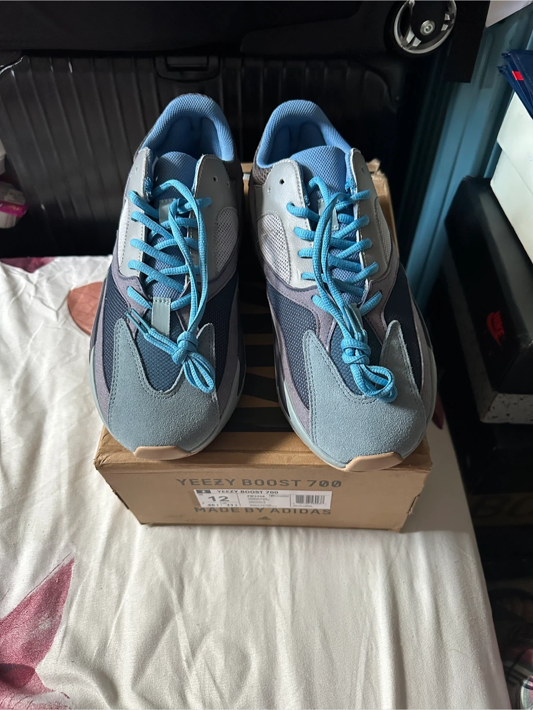 Adidas Yeezy Boost 700 "Mauve" Mens Sneakers