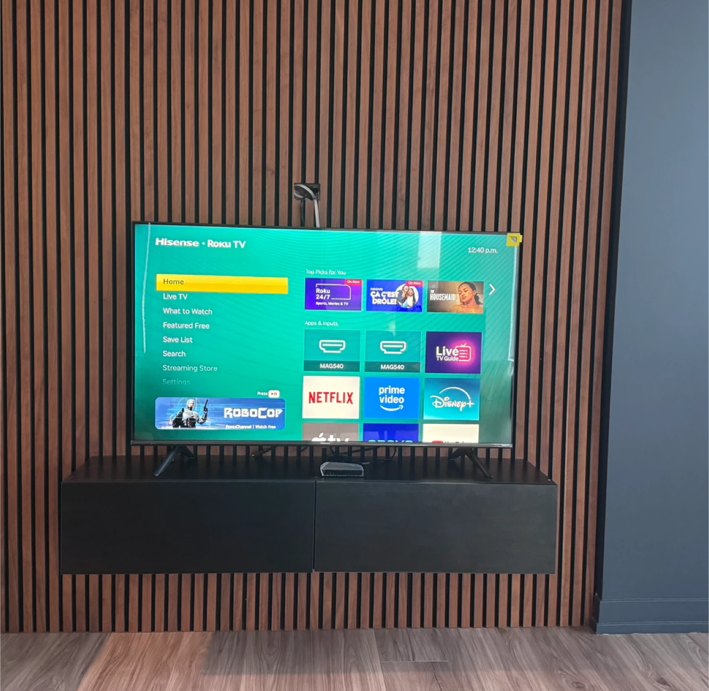 Hisense Roku R6 Series-50 inch 4K UHD smart TV
