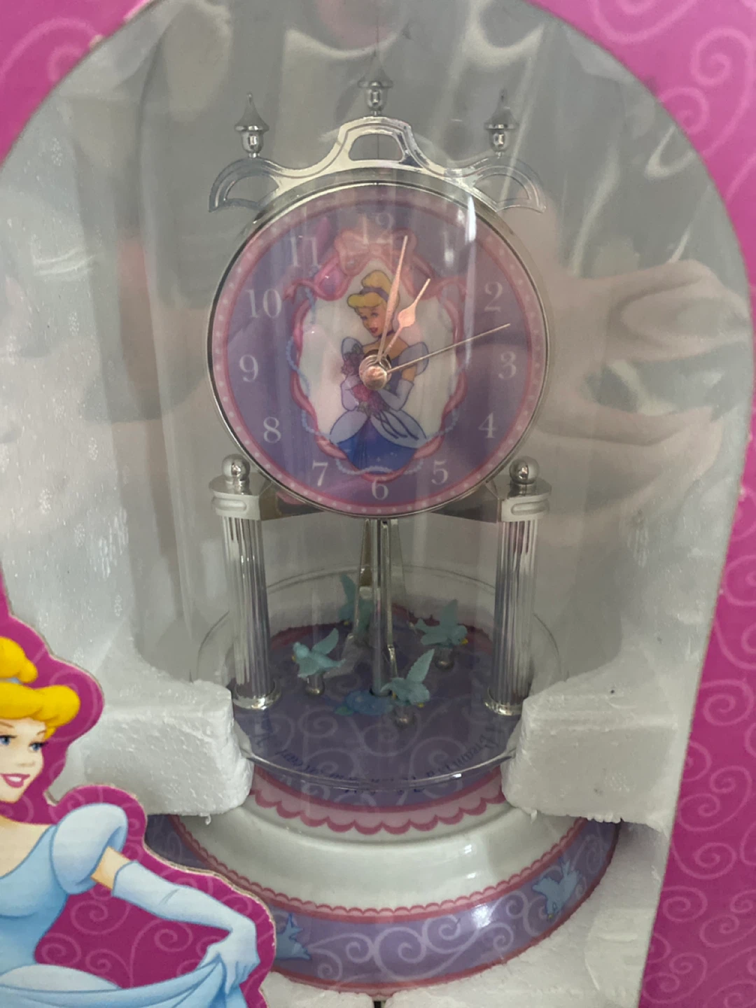 Disney Princess Cinderella Anniversary Clock - photo 2