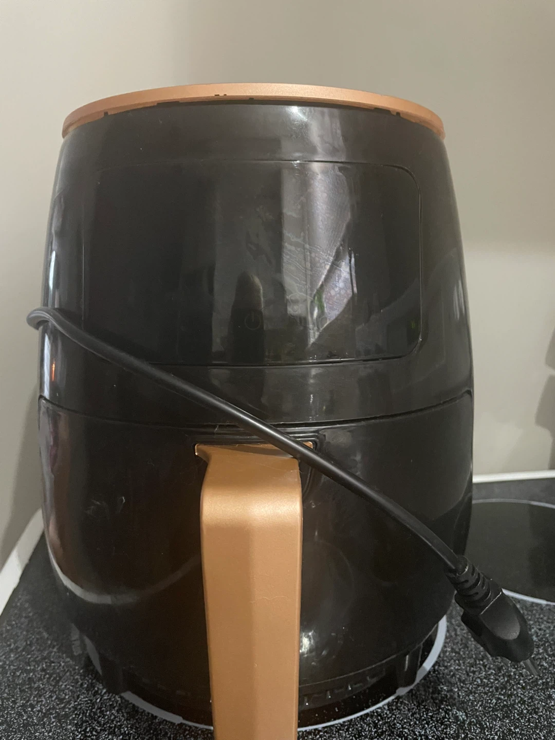 Air Fryer with Cooking Presets and fryer sheets