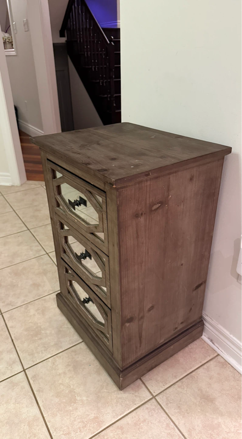 Accent Cabinet with Mirrored Drawers - photo 2