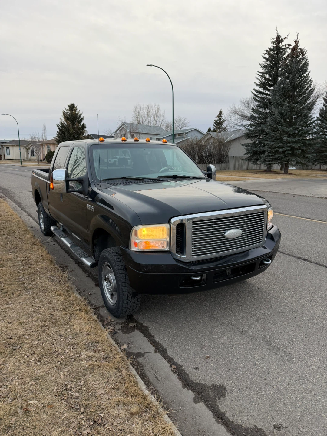 Black 2007Ford F-350 Crew Cab Pickup Truck - photo 2