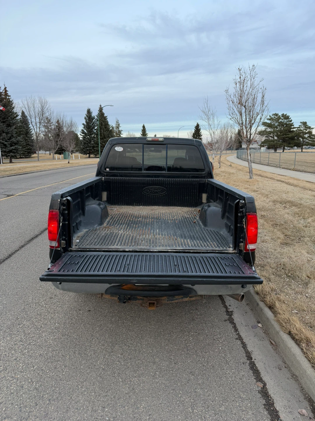 Black 2007Ford F-350 Crew Cab Pickup Truck - photo 5