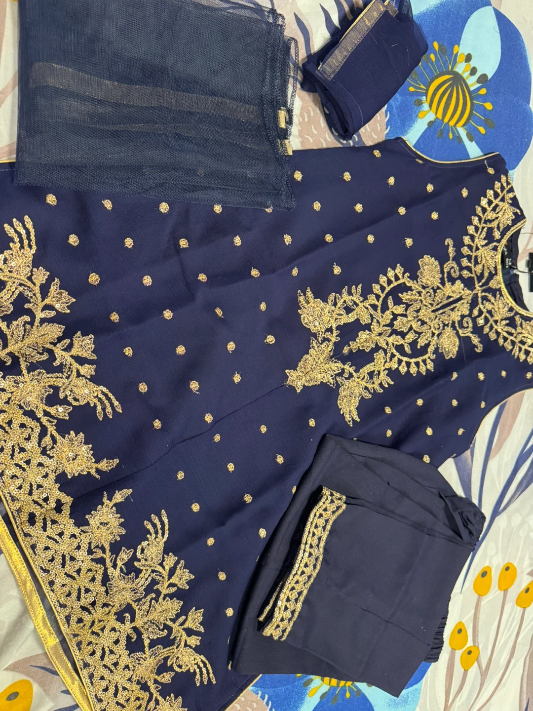 Asim Jofa Navy Blue Embroidered suit 7 to 8 years old girl - photo 4