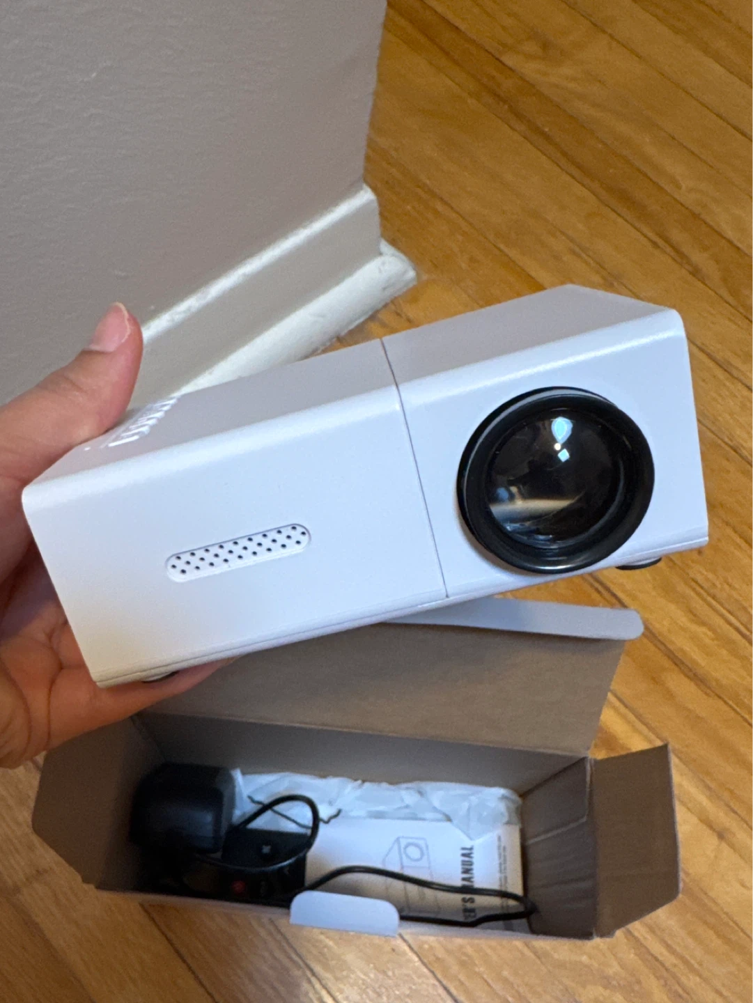 Mini LED Projector - photo 3