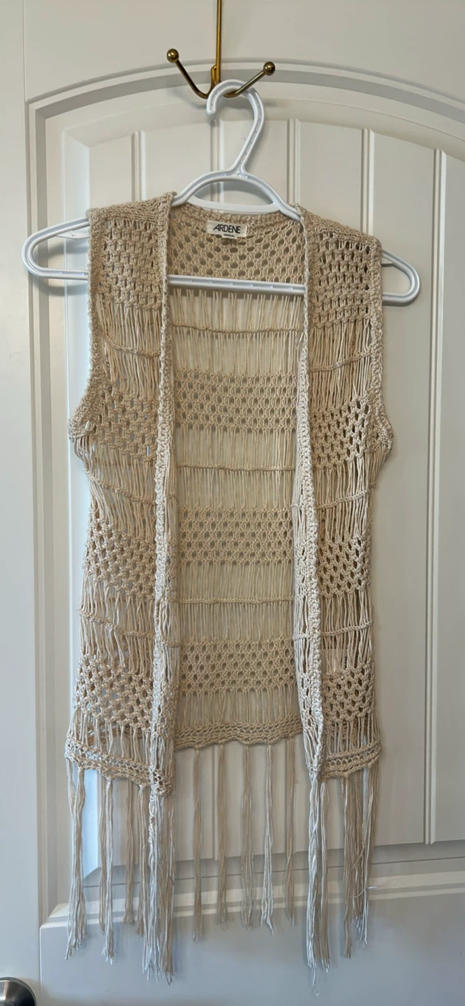 Ardene Beige Crochet Knit Fringe Vest XS-S - photo 4