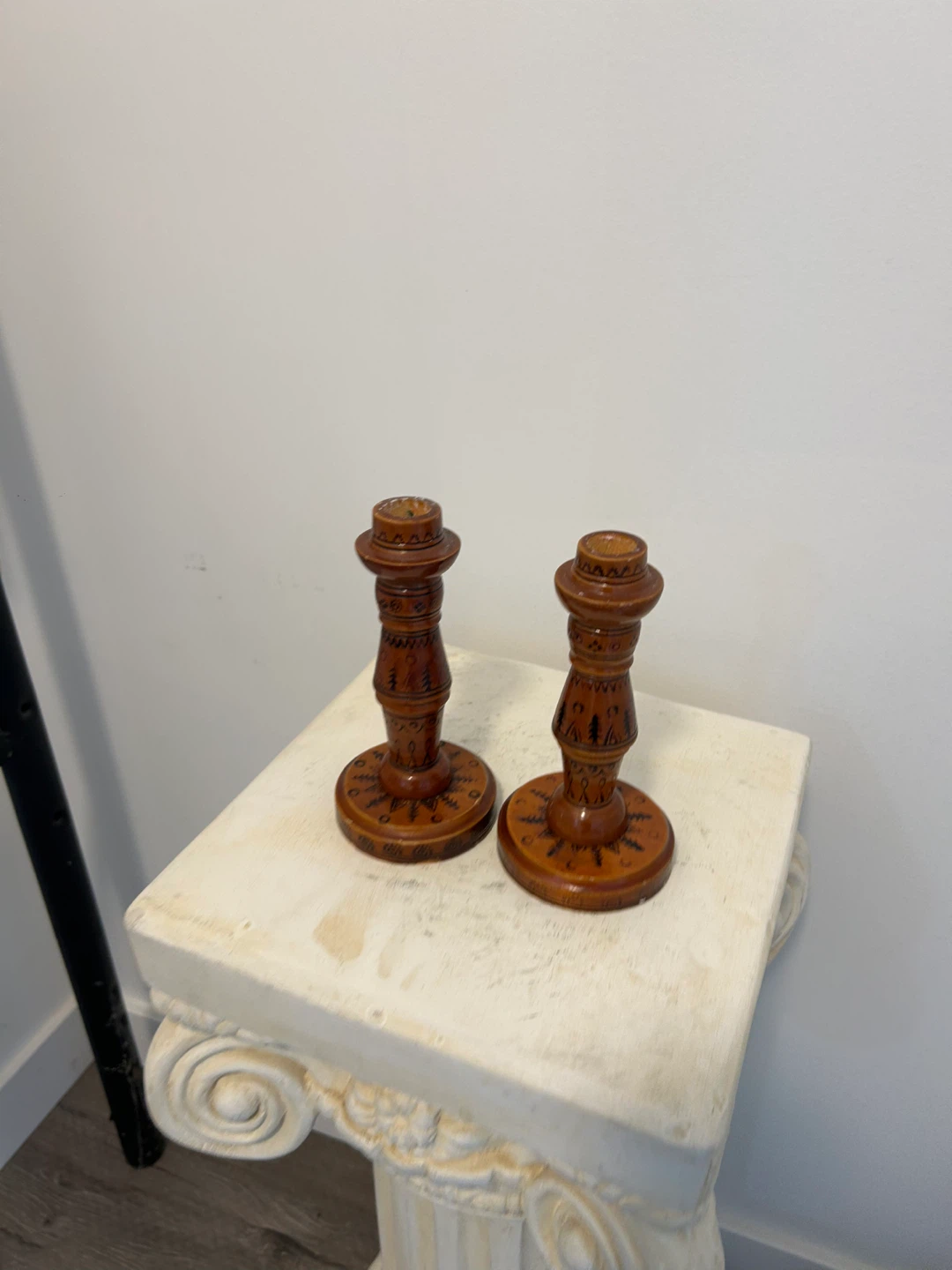 Set of 2 Wooden Candlesticks with Folk Art Design - photo 5
