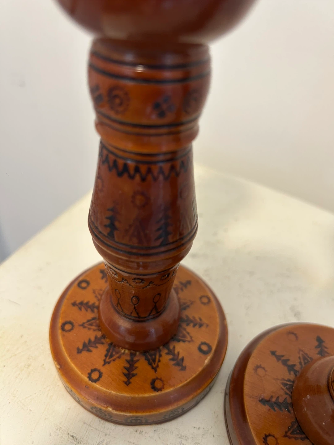 Set of 2 Wooden Candlesticks with Folk Art Design - photo 4