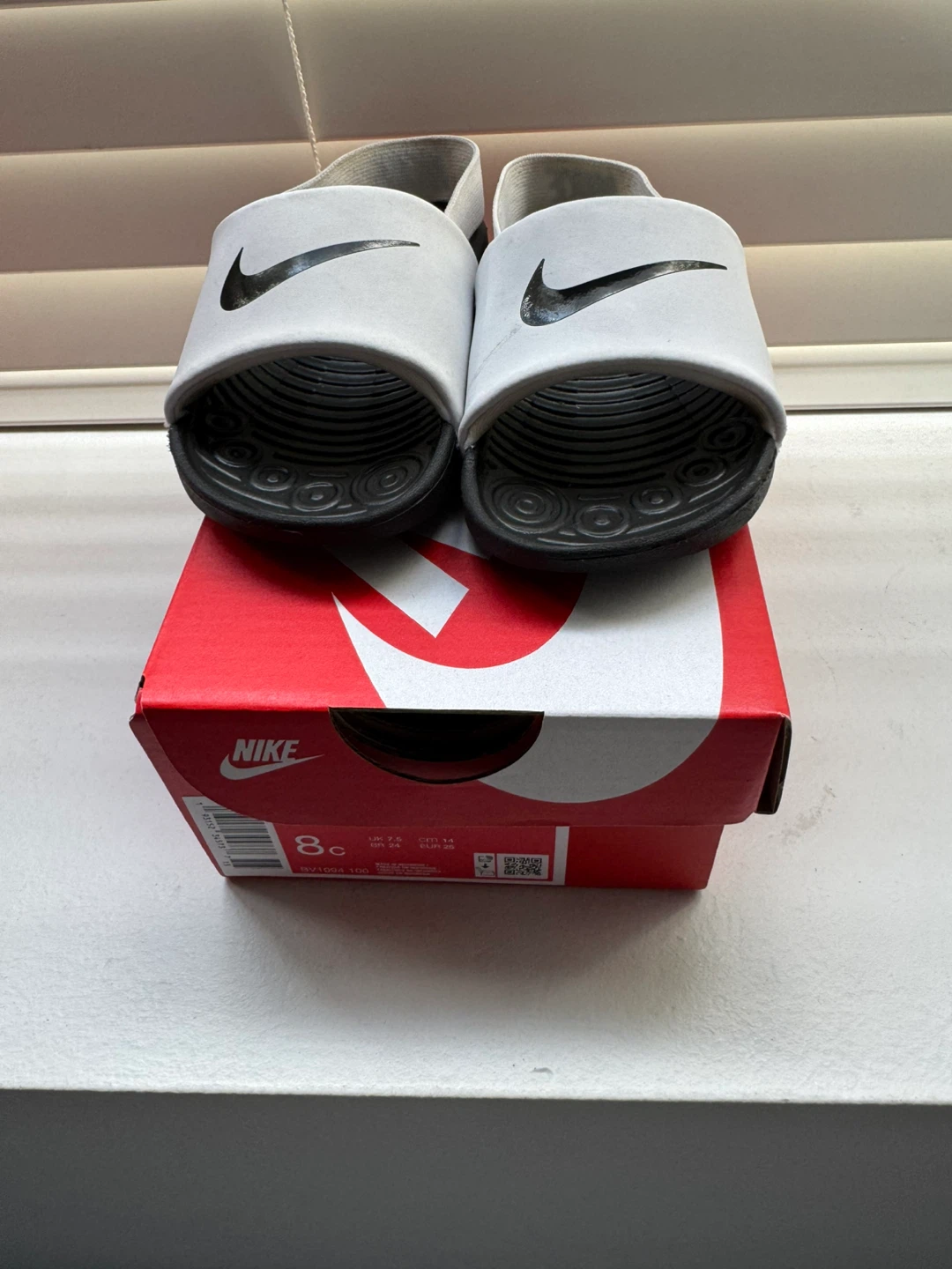 Kids' White Nike Slides with Box - photo 2