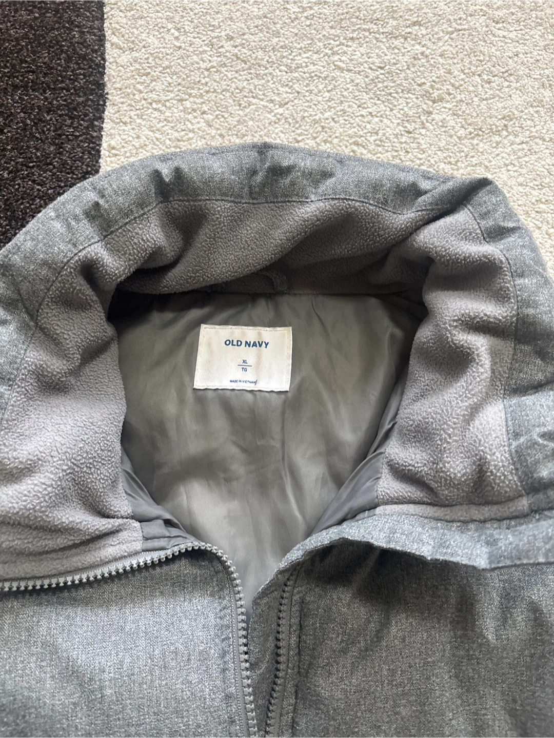 Women’s Old Navy Grey Puffer Jacket - XL - photo 2