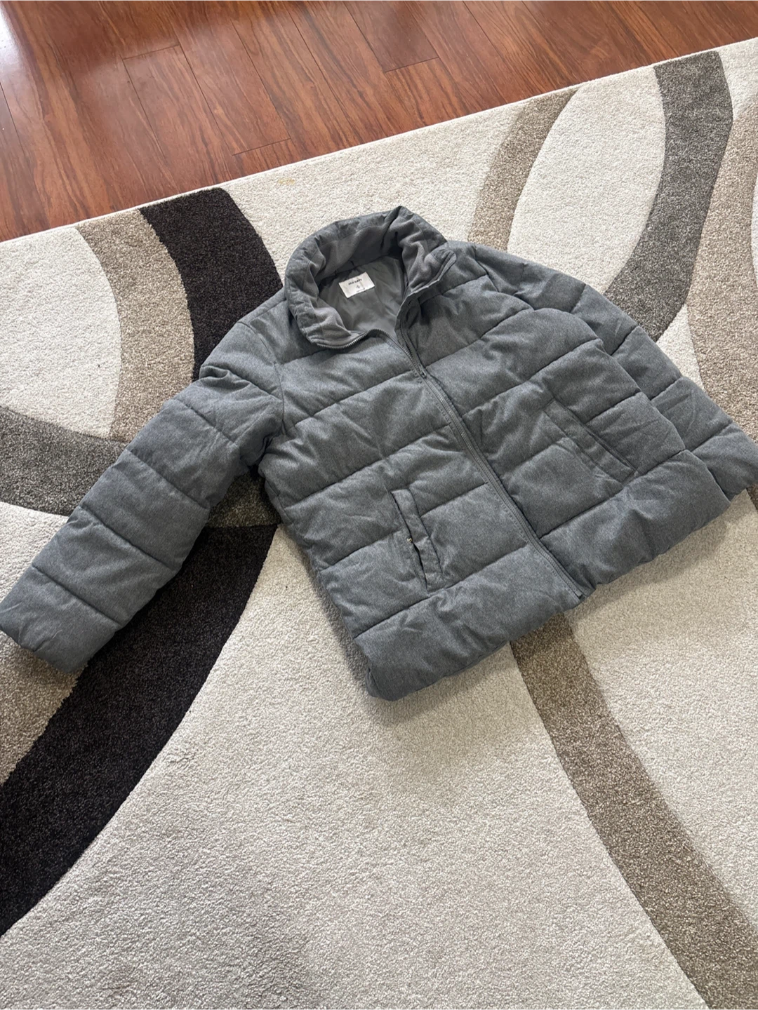 Women’s Old Navy Grey Puffer Jacket - XL