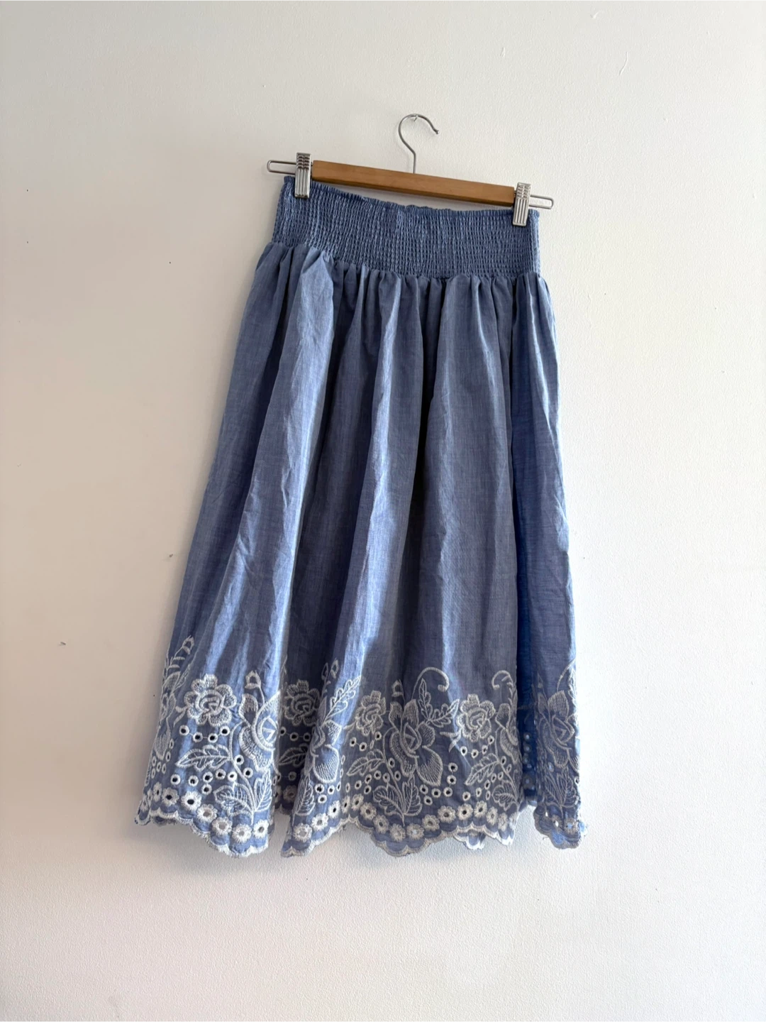 Embroidered Skirt with Smocked Waist ‼️final sale ‼️ - photo 4