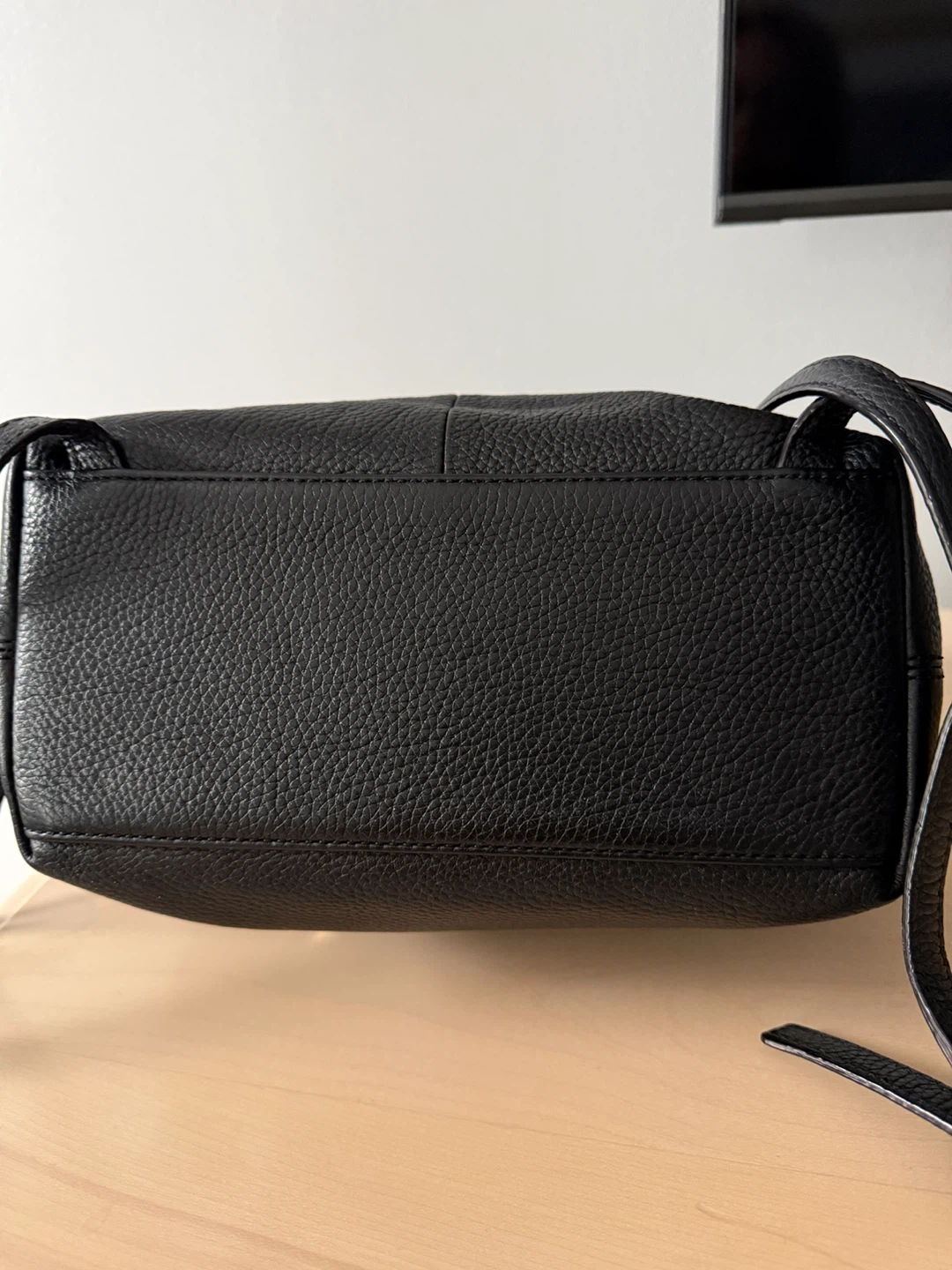 Kate Spade Black Leather Backpack - photo 4