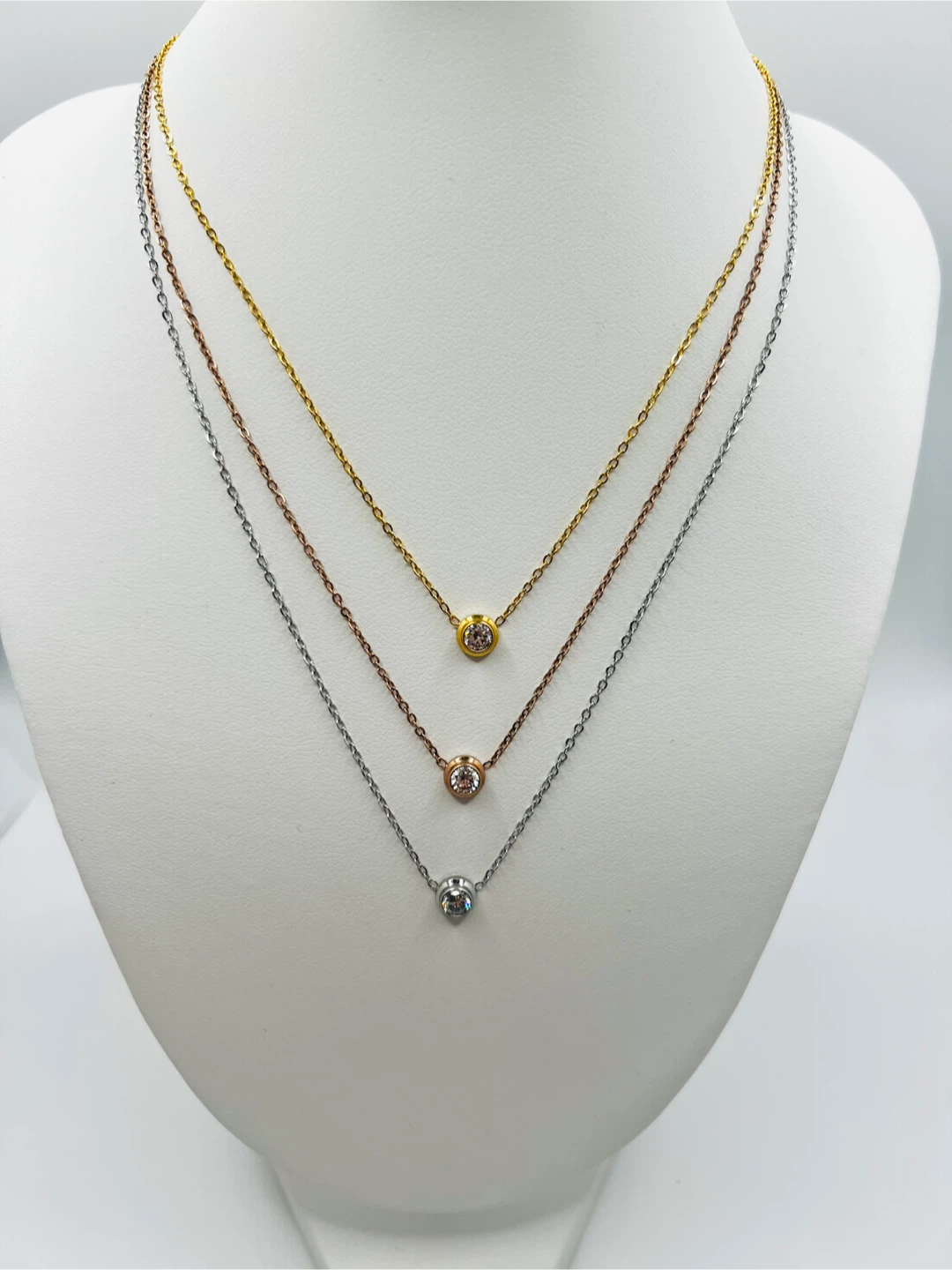 925 Sterling silver high clarity simulated diamond necklaces - photo 2