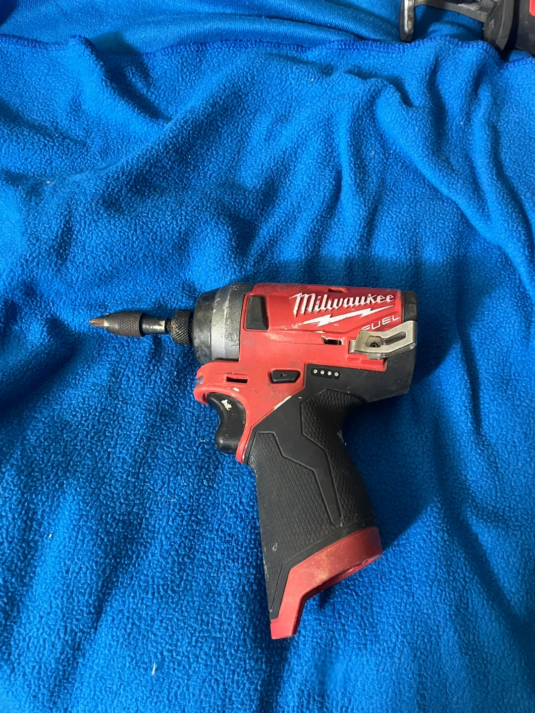Milwaukee M12 FUEL Impact Driver