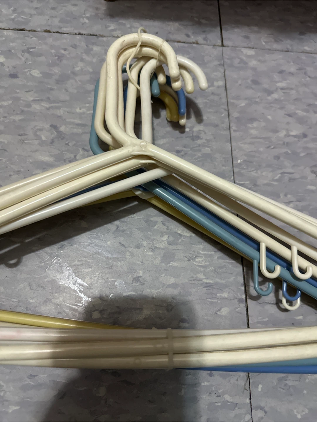 Plastic Hangers (Set of 10) - photo 3