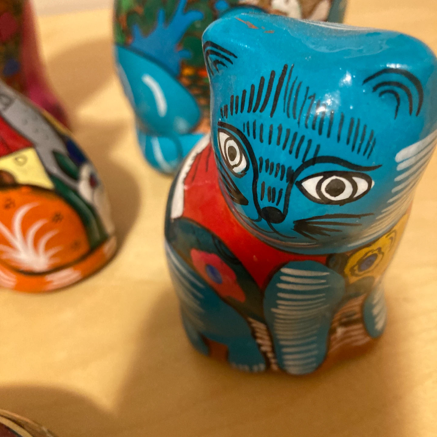 Collection of 6 Talavera Hand-Painted Ceramic Cat Figurines - photo 4