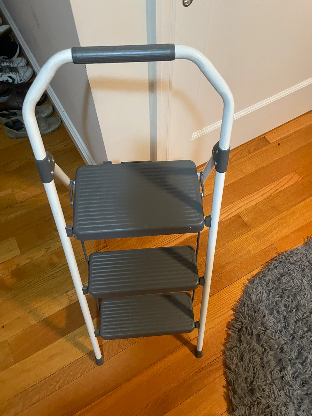 3-Step Folding Ladder - photo 3