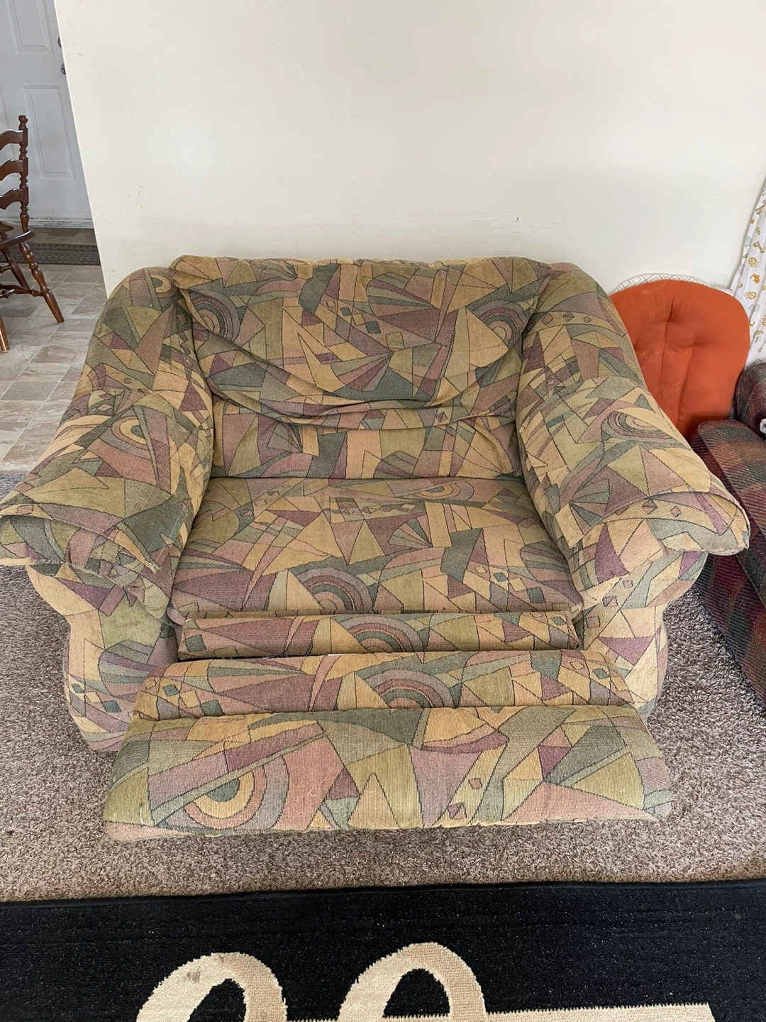 Recliner loveseat with Geometric Print - photo 2