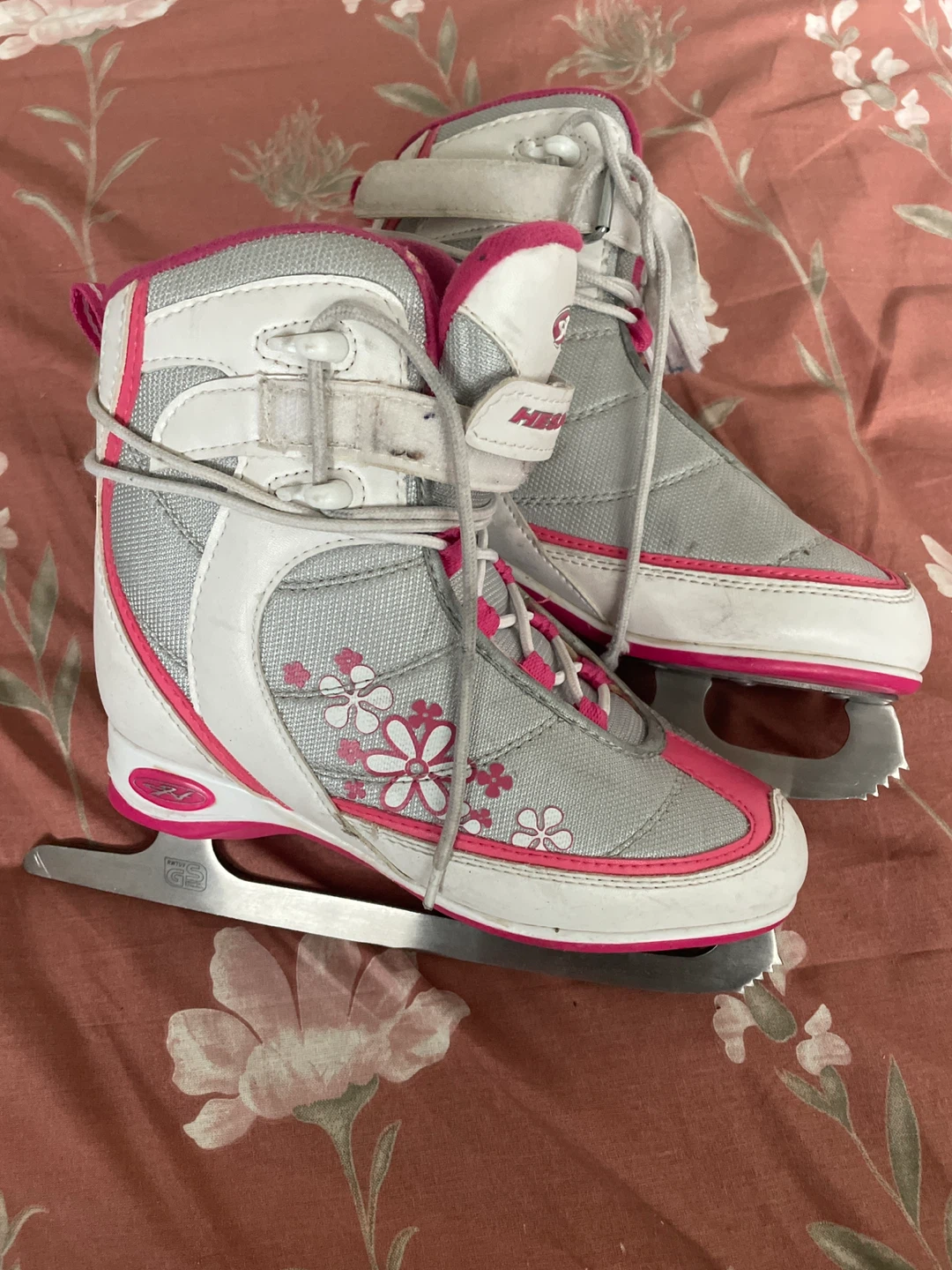Ice figure Skates Size J3