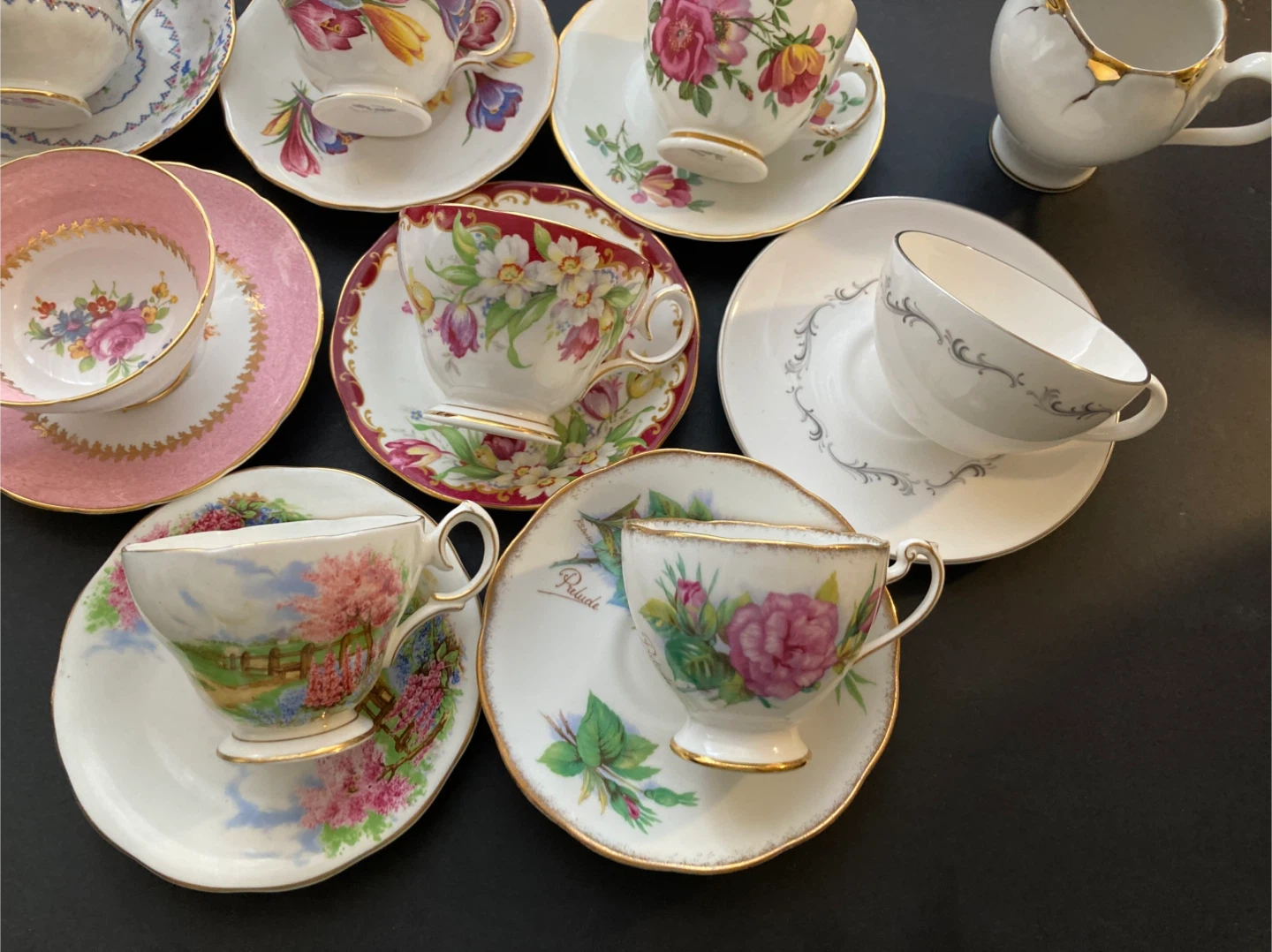 Set of 8 mVintage Porcelain Teacups and Saucers with Creamer - photo 4