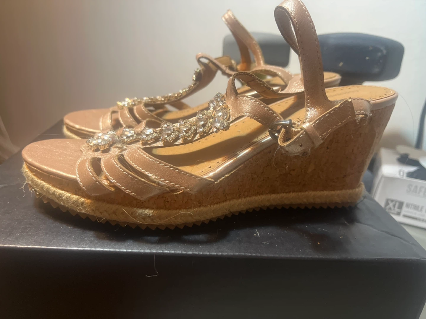 Adrienne Vittadini Rose Gold  - Size 8 1/2 - photo 2