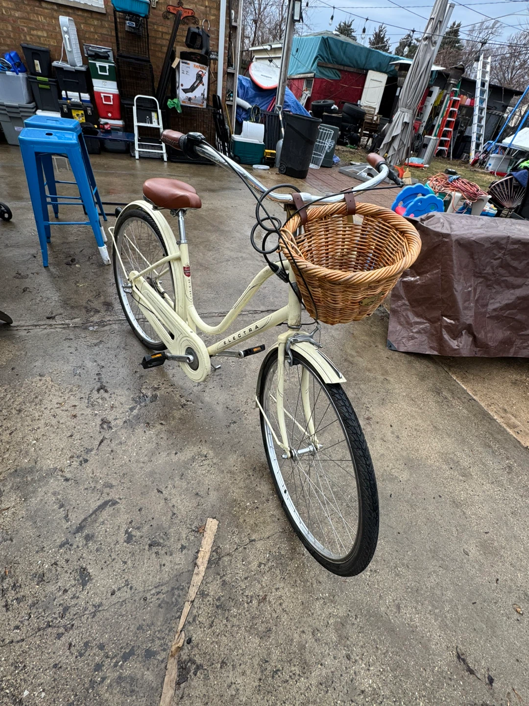 Electra Women's Cruiser Bicycle with Basket - photo 3