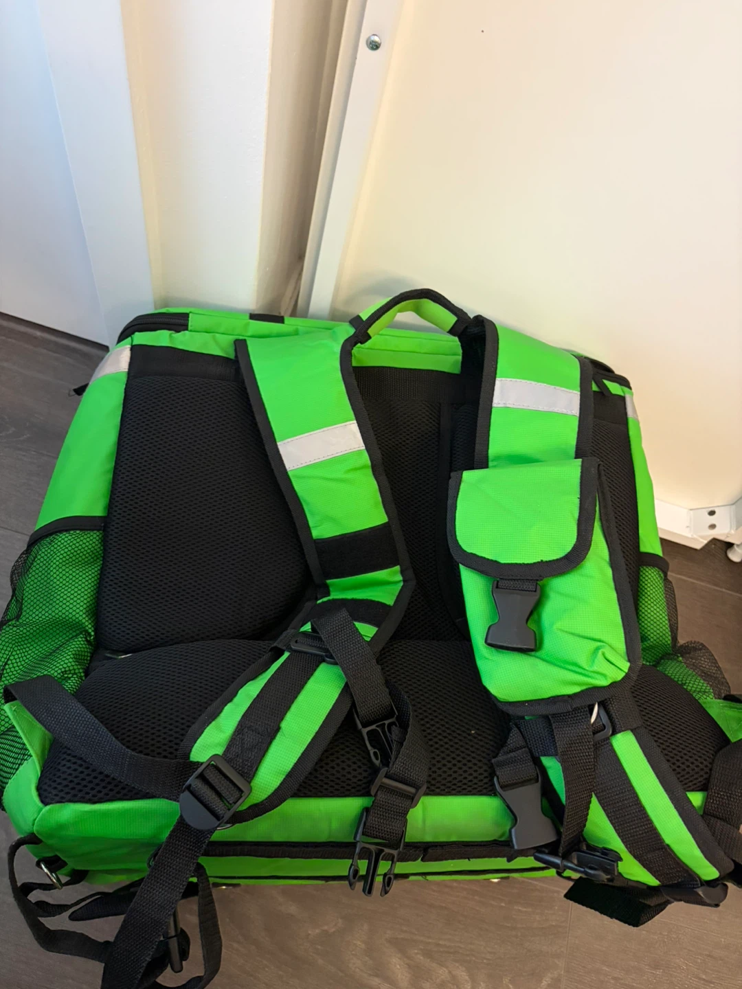 Uber Eats Delivery Backpack Bag - photo 3