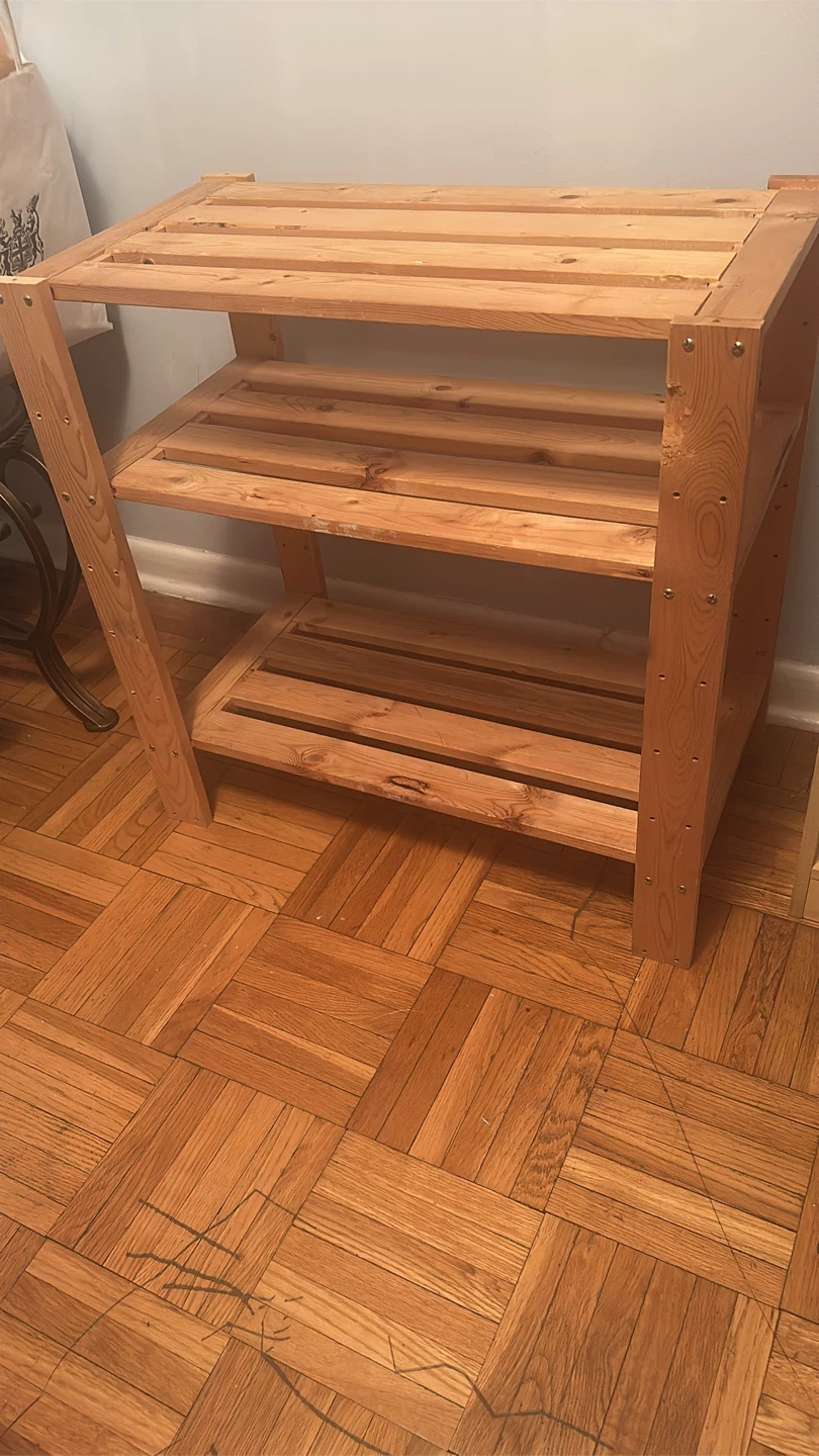 Storage shelf