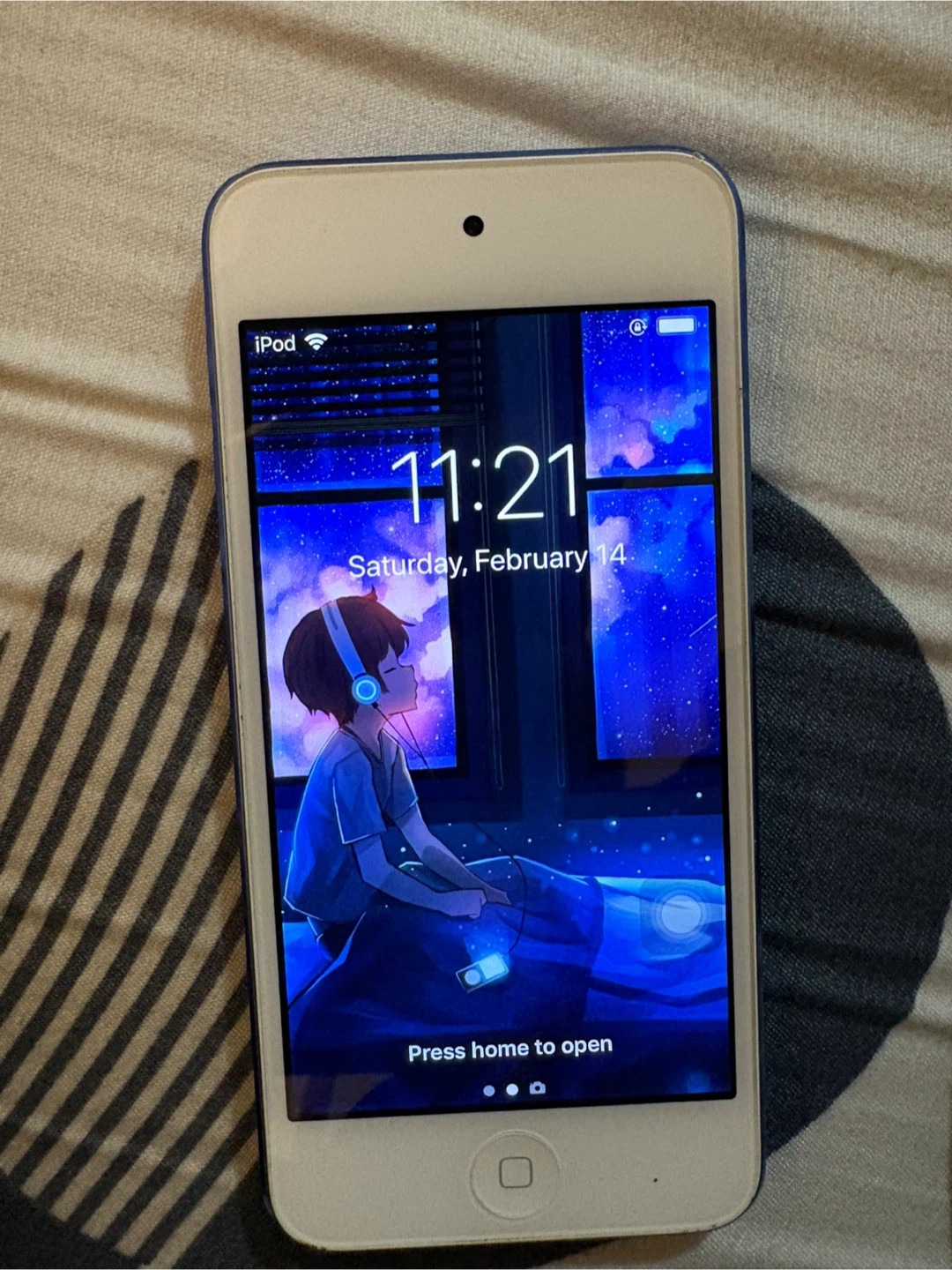 Apple iPod Touch - photo 5