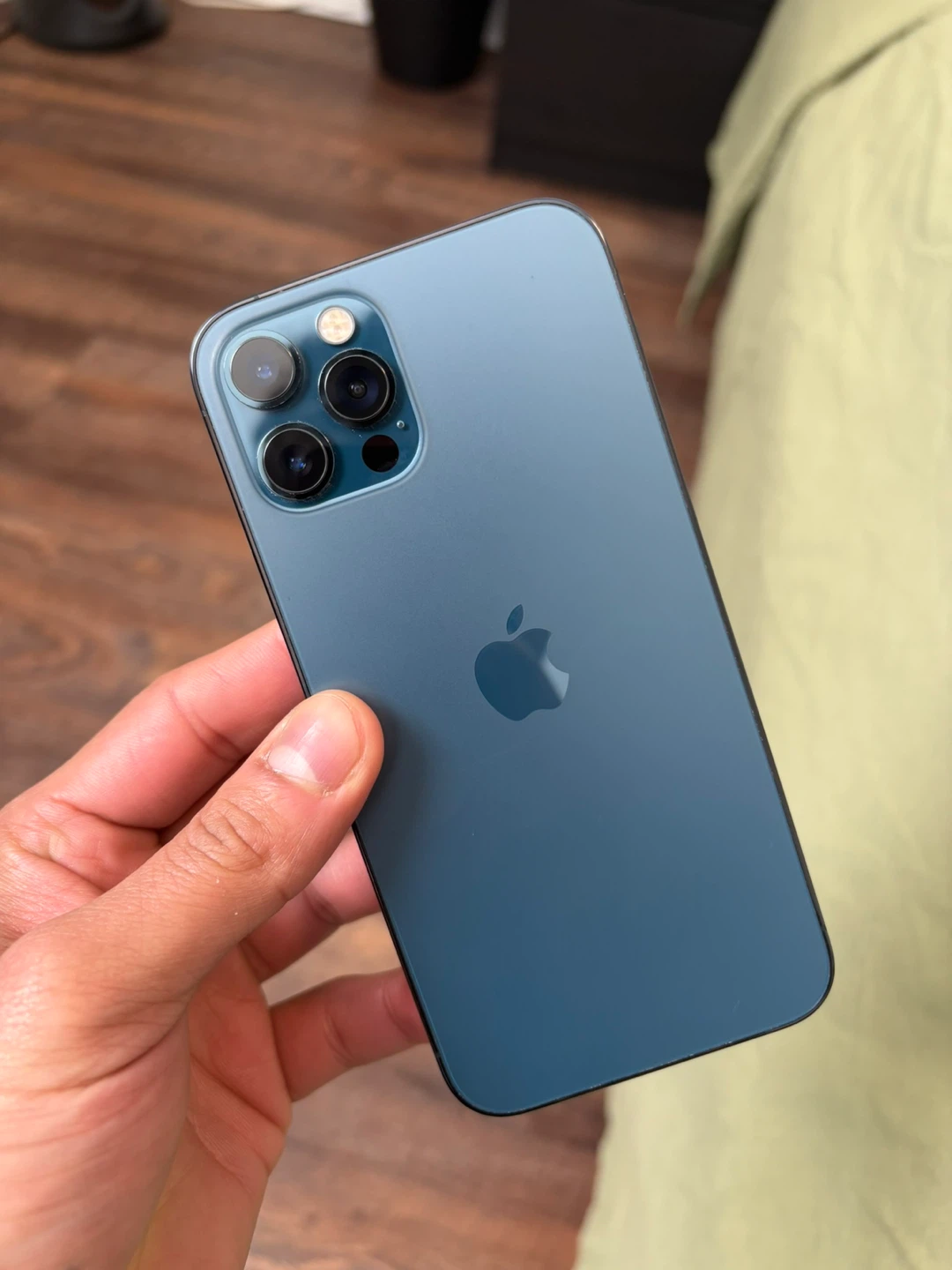 Apple iPhone 12 Pro - photo 2